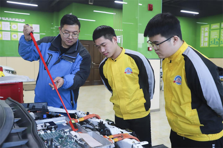 河北万通技工学校怎么样